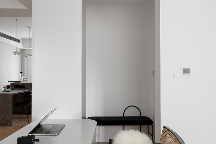 成都全包装修公司非梵家家居装修案例欣赏：弧线元素+灰白的色调，营造舒适、惬意的空间6